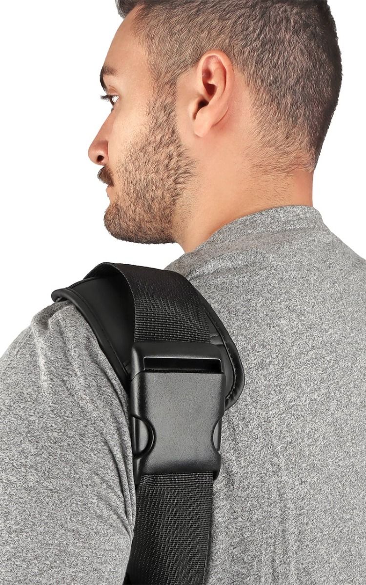 Zebra ščitnik za telo Coach, črn