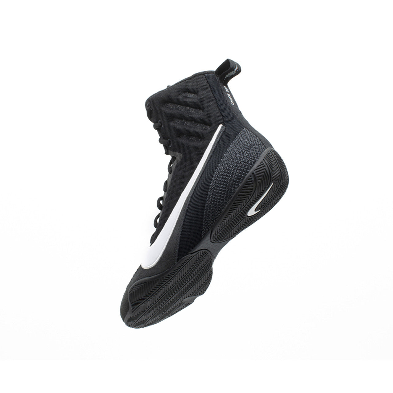 Nike box obuv Machomai 3, čierno-biela