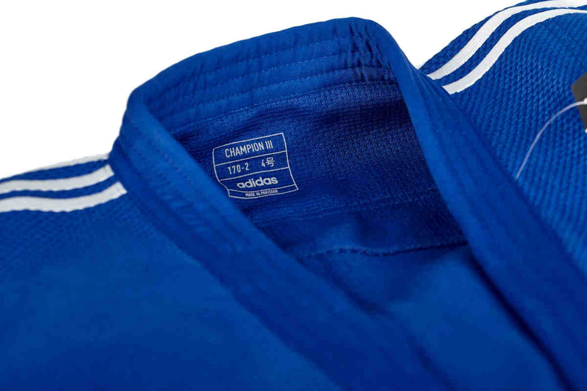 Adidas JU kimono Champion III IJF Regular fit 750g, moder